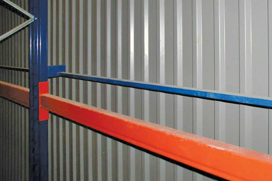 Backstops – Protection Against Falling Pallets